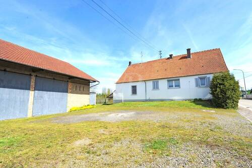 Scheune und Wohnhaus - 