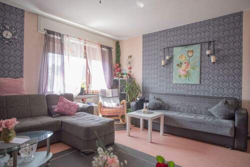 Wohnraum - Etagenwohnung mit 138,00 m&sup2; in Oberursel (Taunus) zum Kaufen