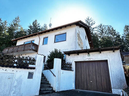 Zugang und Einfahrt zum Wohnhaus - 