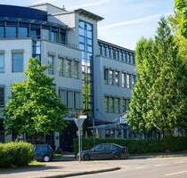 Penthouse-Flair - Stilvolle Büro-Praxiseinheit in Augsburg-Göggingen (provisionsfrei)