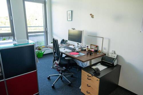 Verwaltungsbüro - 