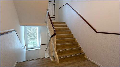 Treppenhaus - 3 Zimmer Etagenwohnung in Bochum / Harpen