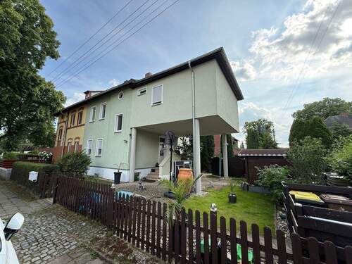 Außenansicht.jpeg - 6 Zimmer Mehrfamilienhaus, Wohnhaus zum Kaufen in Merseburg