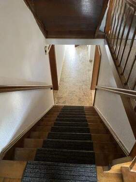 9d7214c8-e9b9-4435-8c3d-d3728d7b6720 - 