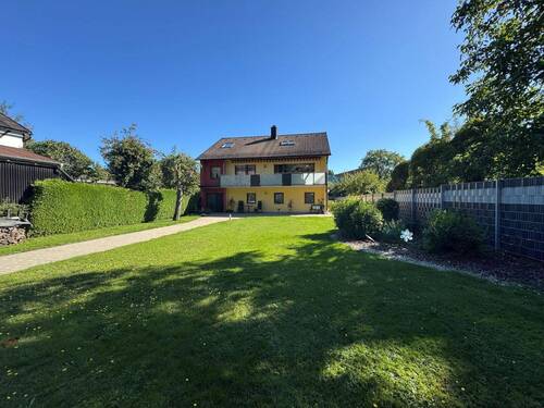 Außenansicht - Freistehendes Einfamilienhaus mit Einliegerwohnung im Herzen von Pegnitz