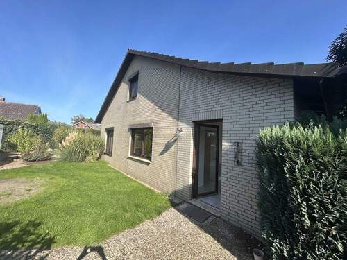 Hintere Hausansicht - 