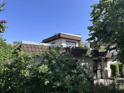 Ansicht - Attraktiver Bungalow Wohnen und Gewerbe kombiniert