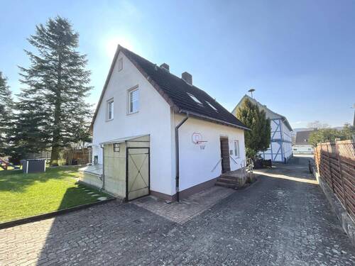 Vorderansicht - 4 Zimmer Einfamilienhaus in Bad Sooden-Allendorf