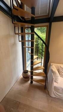 Wendeltreppe vom Erkerzimmer in das Zimmer im OG - 