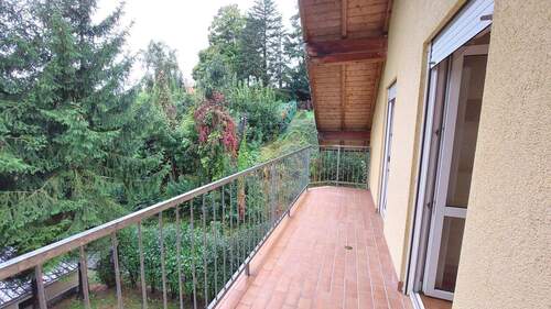 Balkon an Wohn- und Schlafzimmer - 
