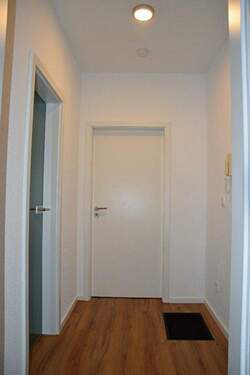 Diele - 1 Zimmer Etagenwohnung zur Miete in Grefrath