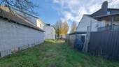 Durchgang zum Grundstück - 
