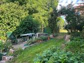 Garten und Weg zur Koppel - 