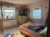Schlafzimmer - Einfamilienhaus mit 130,00 m² in Dingolshausen zum Kaufen