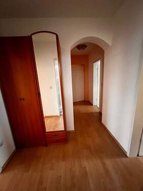 Flur - 2 Zimmer Etagenwohnung in Nürnberg