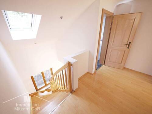 Trppenaufgang zum DG - 