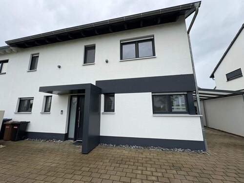 Außen - Sofort beziehbares, top ausgestattetes, Einfamilienhaus mit Terrasse u. Carport