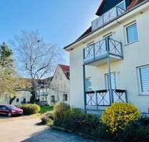 Im Hochparterre: 2-Zimmer-Wohnung mit Süd-Balkon, Küche mit Fenster - Wanzleben-Börde Klein Wanzleben