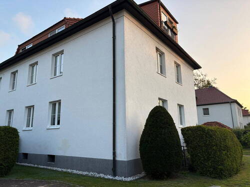 Vorderansicht - 1 Zimmer Mehrfamilienhaus, Wohnhaus zum Kaufen in Berlin