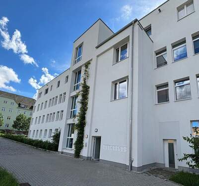 Eingang Barierefrei - gegenüber Stellplatz - Barrierefrei und Komfortabel für Single