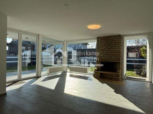 Wohnen 10 (lichtdurchflutet) - 