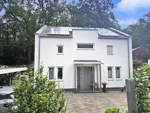 Straßenansicht - 7 Zimmer Einfamilienhaus in Schönwalde-Glien