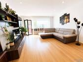 Wohnzimmer - KI visualisiert - 3 Zimmer. Balkon. Ruhige Lage. - 270.000,00&nbsp;EUR Kaufpreis, ca.&nbsp; 82,50&nbsp;m&sup2;&nbsp;Wohnfl&auml;che