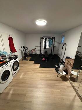 UG Wasch/Fitnessraum - 