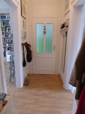 Wohnungflur, Eingangstür - 