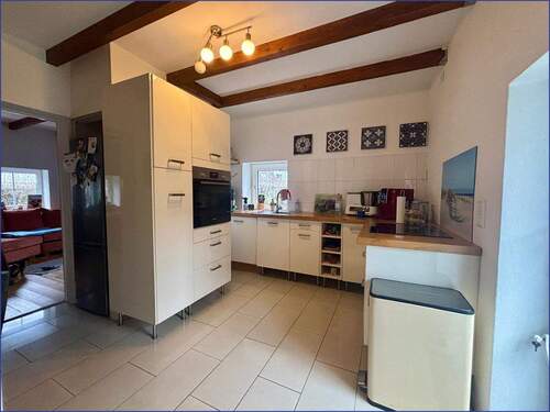 Geräumige Küche - 7 Zimmer Einfamilienhaus in Fröndenberg / Bentrop