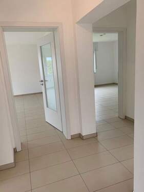 Bild 2 - 3 Zimmer Etagenwohnung zur Miete in Ettringen