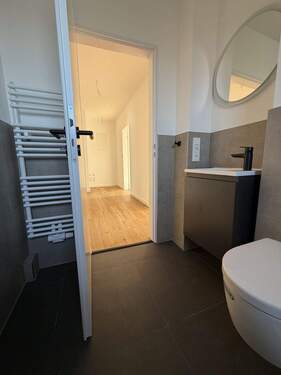 Badezimmer - 3 Zimmer Etagenwohnung zum Kaufen in Weyhe