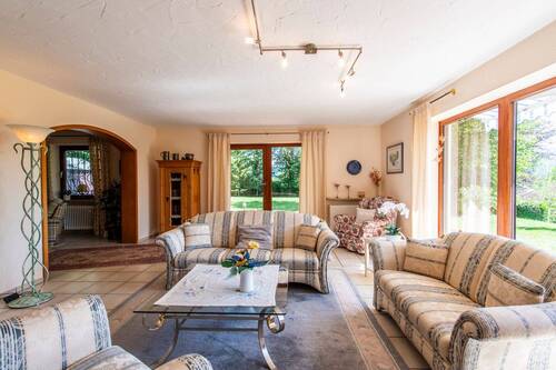 Wohnbereich - 6 Zimmer Einfamilienhaus in Wildsteig