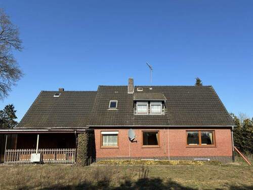 Rückansicht - 7 Zimmer Einfamilienhaus zum Kaufen in Wagenfeld