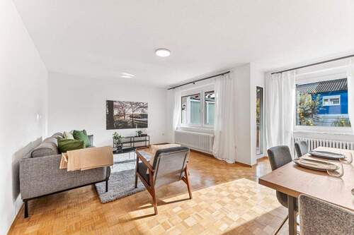 Wohnzimmer - 4 Zimmer Reihenmittelhaus zum Kaufen in Ulm