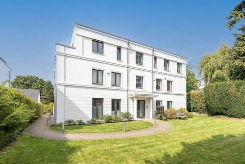 Hausansicht - Exklusive Erdgeschoss-Perle in Top-Lage von Groß Flottbek