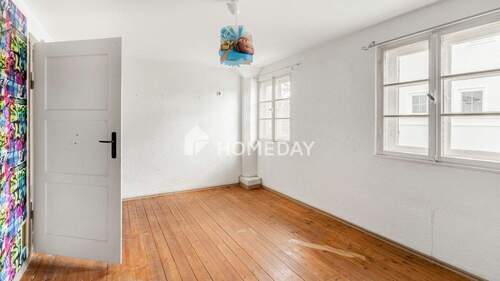 1. OG Schlafzimmer 2 - 