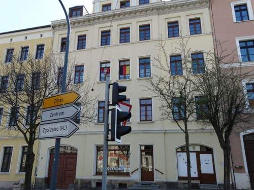 01ansicht .JPG - Geräumiges Mehrfamilienhaus mit Nähe zu Schulen und Parks in Görlitz