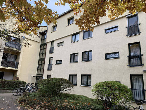 Hausansicht - 4 Zimmer Etagenwohnung zum Kaufen in Mainz