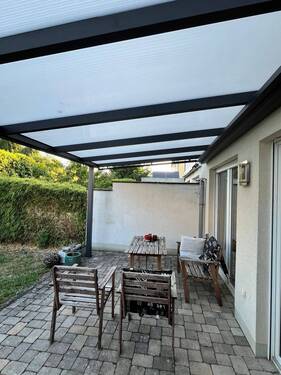 überdachte Terrasse - 4 Zimmer Doppelhaushälfte zum Kaufen in Rommerskirchen
