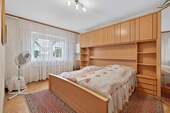 Schlafzimmer EG - 