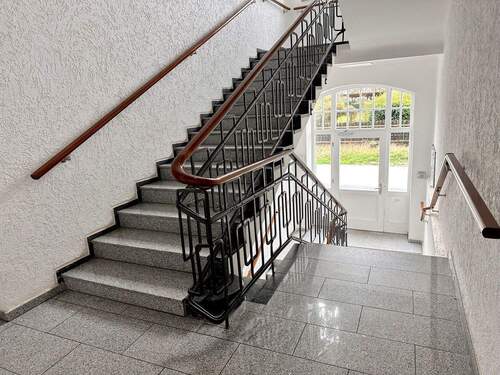 Treppenhaus - Etagenwohnung mit 62,60 m&sup2; in Mönchengladbach zum Kaufen