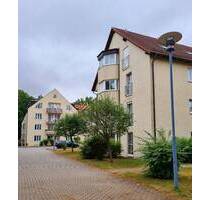 Selbst einziehen oder vermieten - ETW mit Balkon und Blick ins Grüne! - Bischofswerda