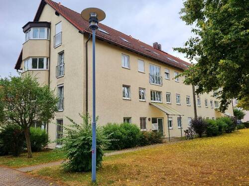 Ansicht Hauseingänge - 2 Zimmer Etagenwohnung zum Kaufen in Bischofswerda