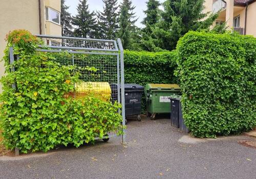 Platz für Mülltonnen - 