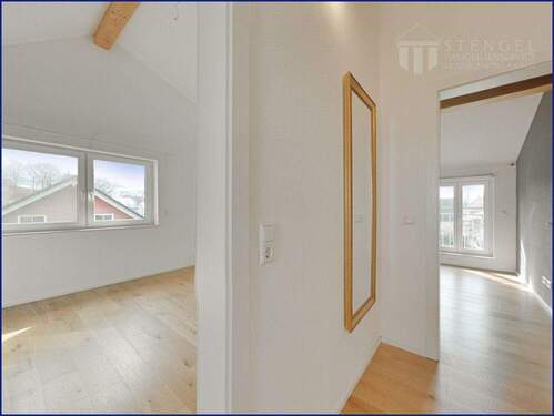 Flur_Lichtdurchflutet - 