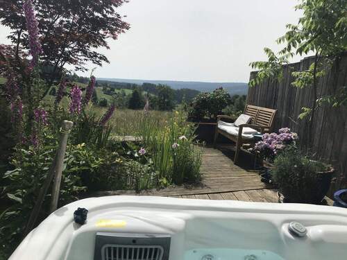 Sicht Whirlpool zu den Alpen - 