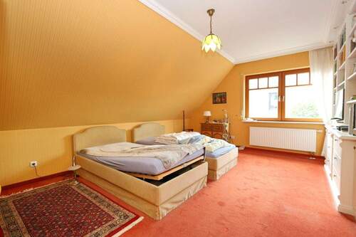 Zimmer 2 - 