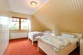 Zimmer 3 - 