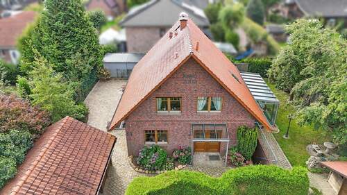 Frontansicht - 5 Zimmer Einfamilienhaus in Henstedt-Ulzburg